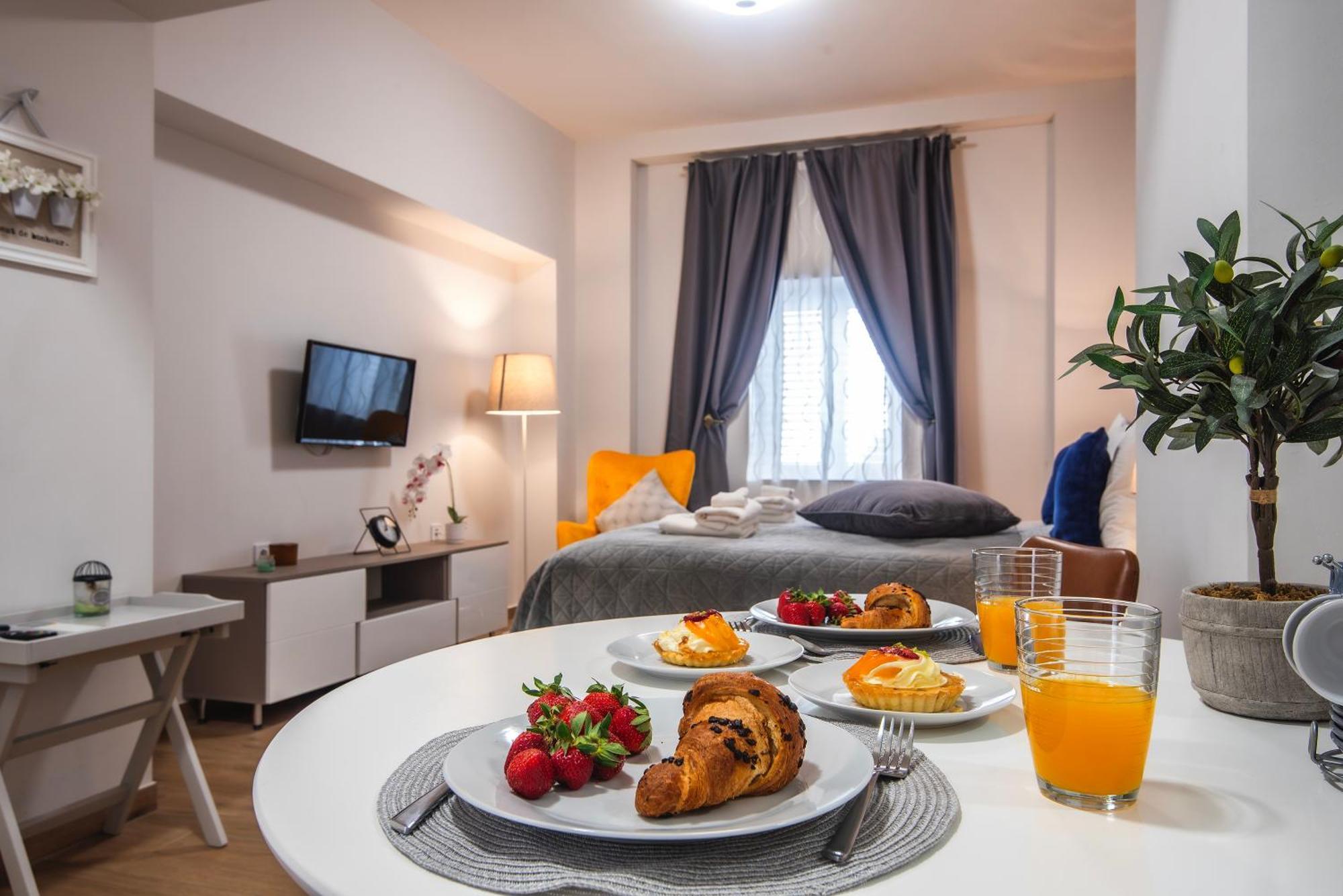 D&A City Center Apartments With Free Parking Pula Ngoại thất bức ảnh