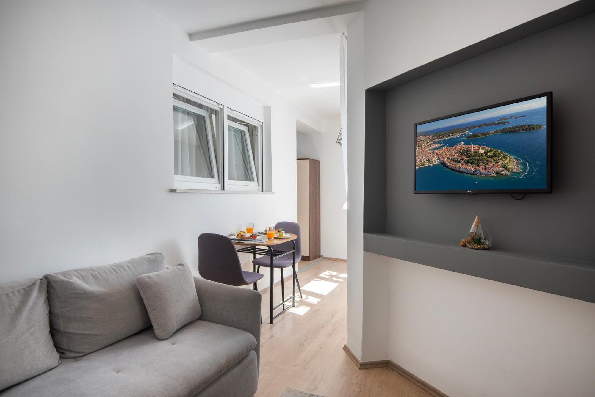 D&A City Center Apartments With Free Parking Pula Ngoại thất bức ảnh