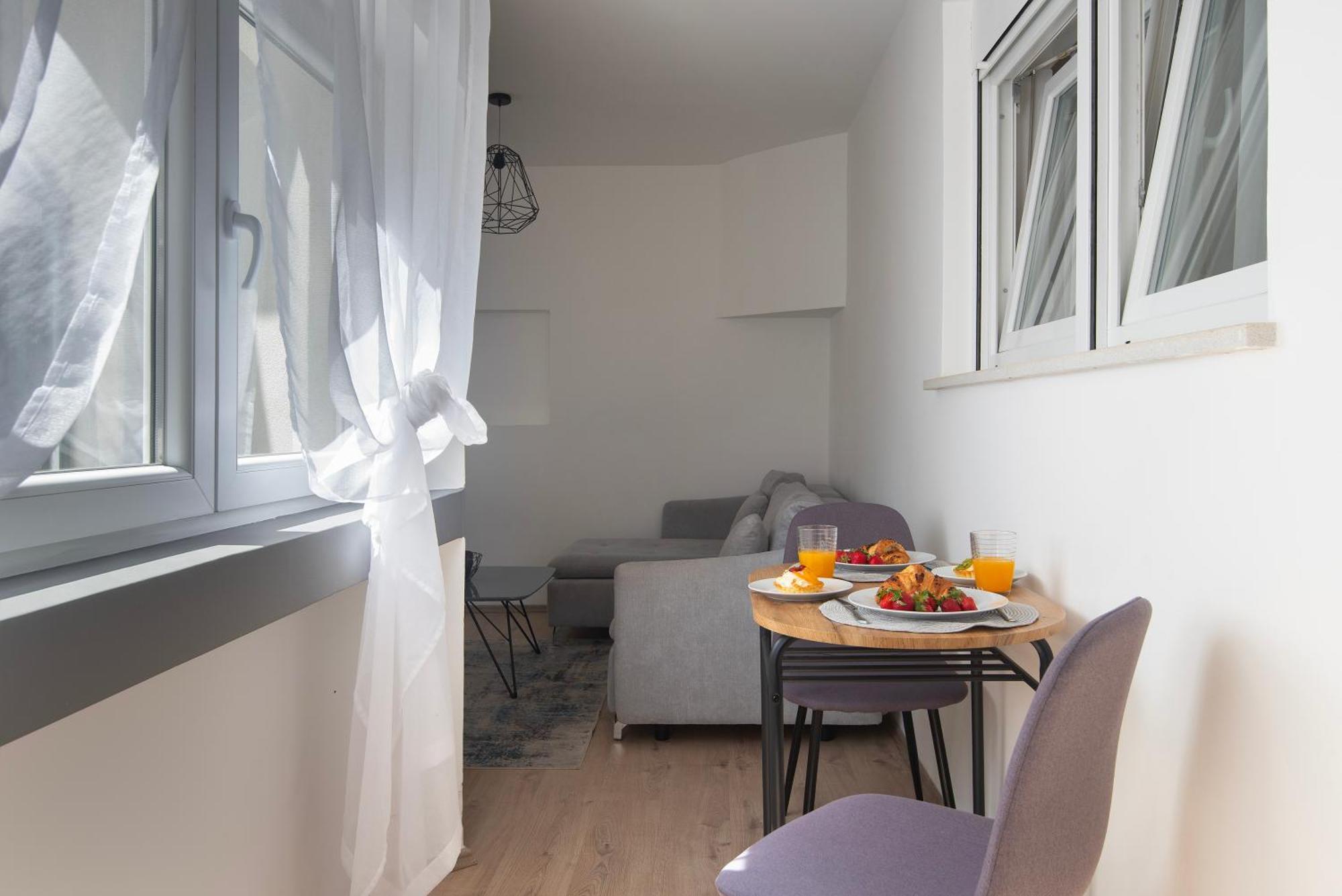 D&A City Center Apartments With Free Parking Pula Ngoại thất bức ảnh