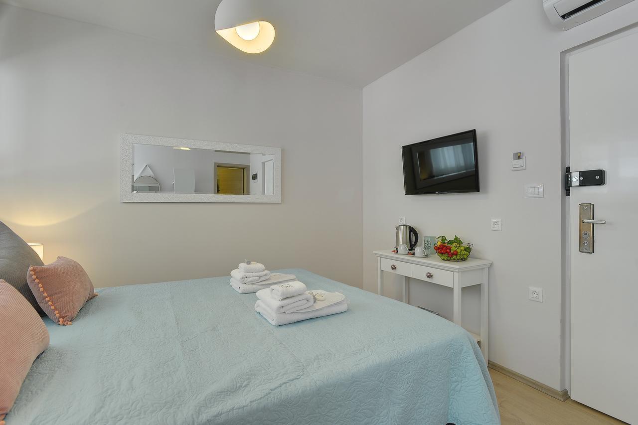 D&A City Center Apartments With Free Parking Pula Ngoại thất bức ảnh