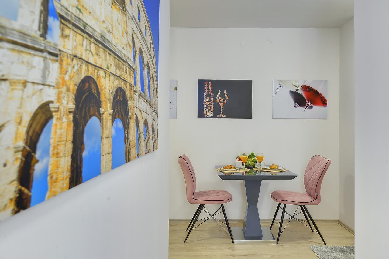 D&A City Center Apartments With Free Parking Pula Ngoại thất bức ảnh