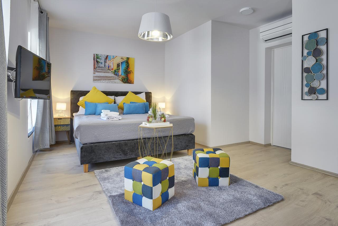 D&A City Center Apartments With Free Parking Pula Ngoại thất bức ảnh