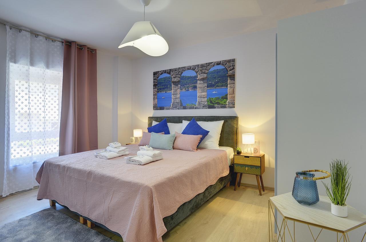 D&A City Center Apartments With Free Parking Pula Ngoại thất bức ảnh