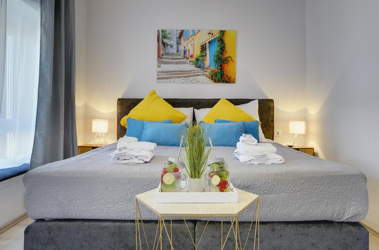 D&A City Center Apartments With Free Parking Pula Ngoại thất bức ảnh