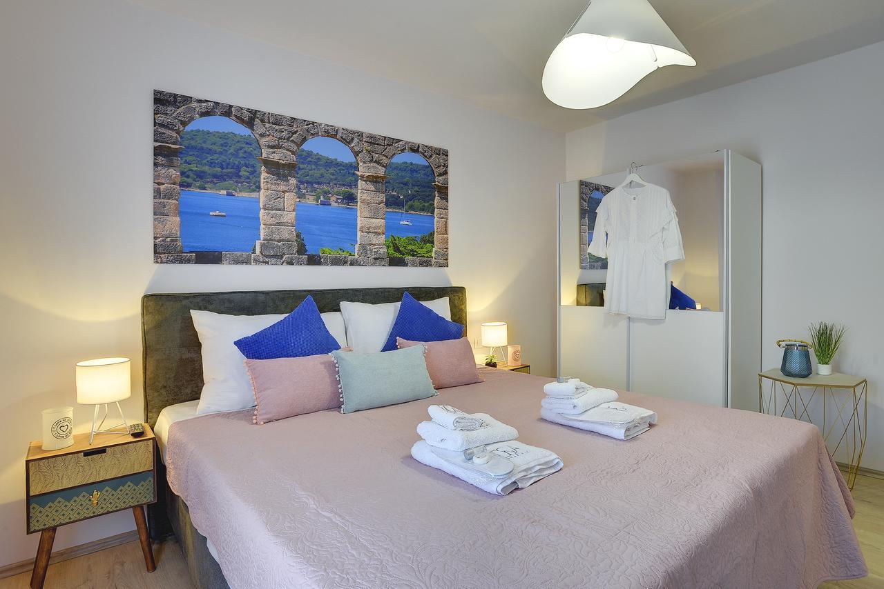 D&A City Center Apartments With Free Parking Pula Ngoại thất bức ảnh