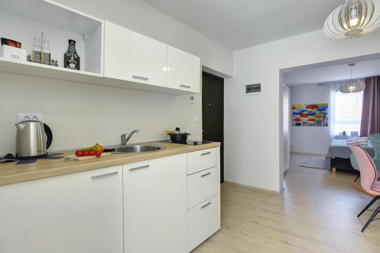 D&A City Center Apartments With Free Parking Pula Ngoại thất bức ảnh