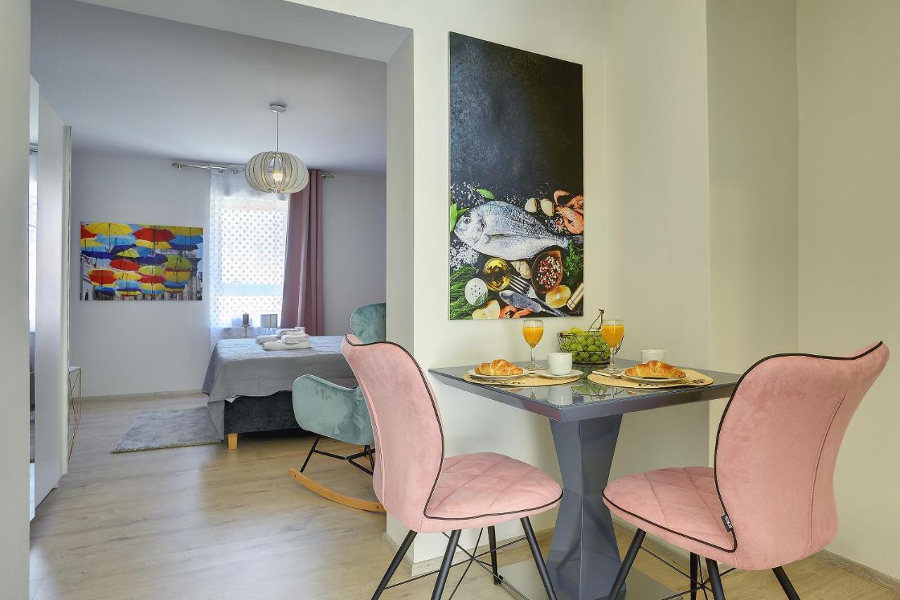 D&A City Center Apartments With Free Parking Pula Ngoại thất bức ảnh