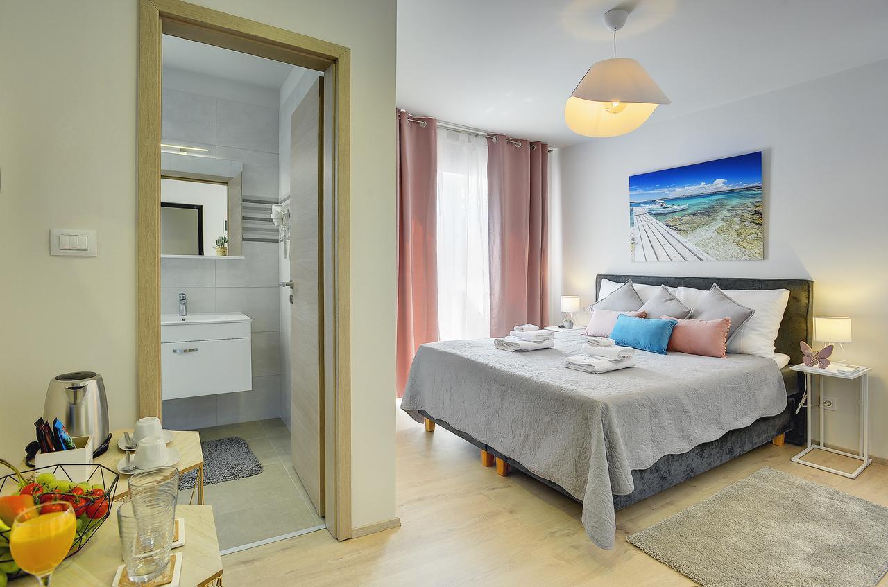 D&A City Center Apartments With Free Parking Pula Ngoại thất bức ảnh